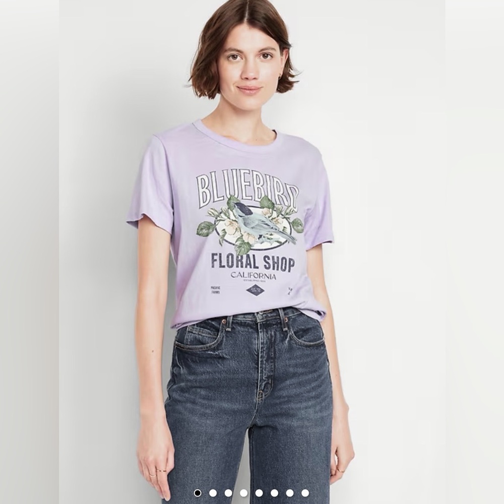 Old Navy Bluebird Floral Shop EveryWear Graphic Tee - Picture 6 of 6